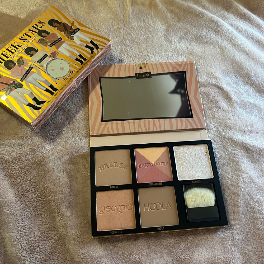 Benefit cosmetics cheek stars blush, bronze and highlighting palette